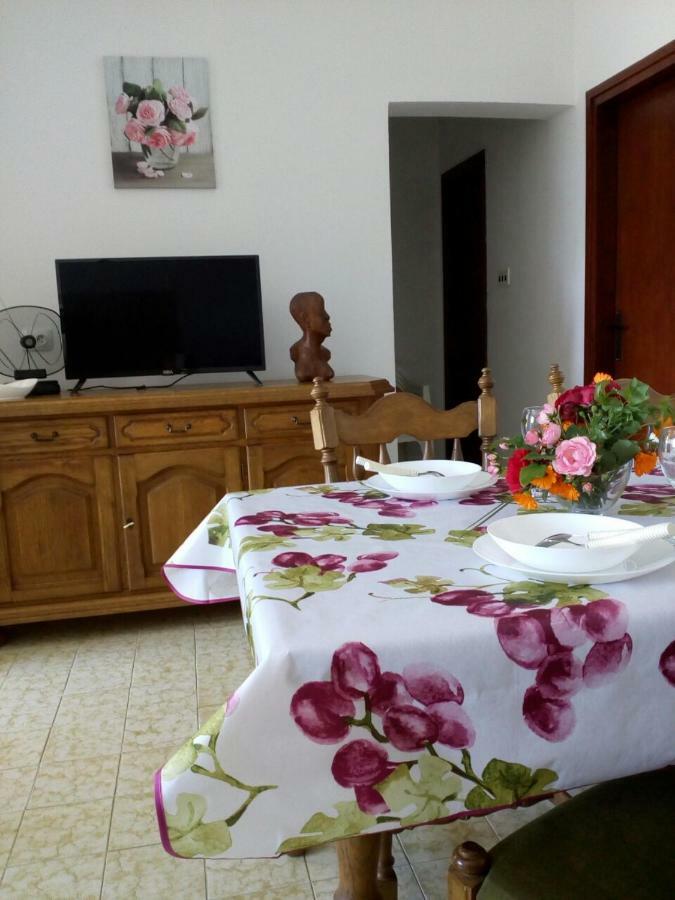 Apartman Knapic Koromačno Eksteriør billede