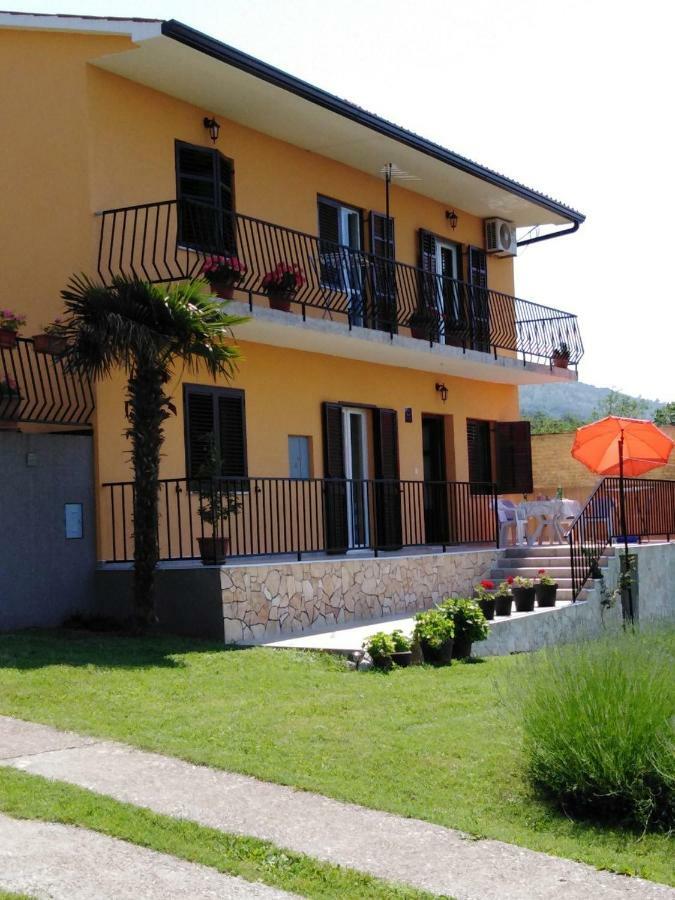 Apartman Knapic Koromačno Eksteriør billede