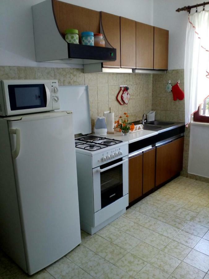 Apartman Knapic Koromačno Eksteriør billede